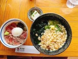 あか牛丼 いわさき