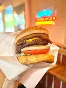 Louis Hamburger Restaurant