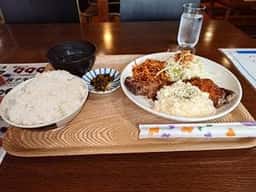 豚屋食堂
