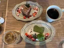 肉とスイーツのお店『KOYORI』