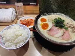 家系ラーメン 薩摩家