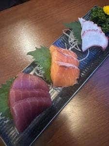 炭火地鶏全60品食べ放題と飲み放題 個室居酒屋 兜 池袋東口店