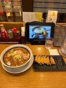 8番らーめん 金沢駅店