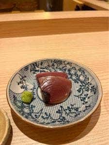 鮨 と