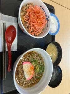 松屋 伊吹PA上り線店