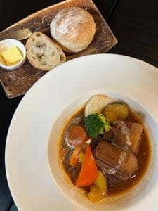 パスタと世界のビール アンドリュー