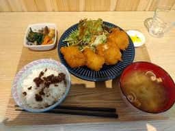 つるカフェ食堂