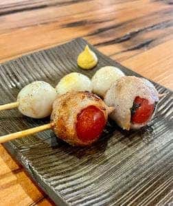 炭火焼き鳥 wine laundry
