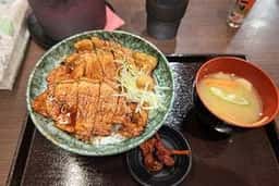 豚丼 小豚家