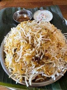 南インド料理店 NEFAARA