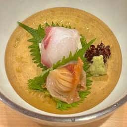 貴山