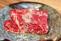 焼肉 KOHAKU