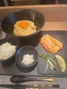 麺屋二二一