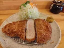 とんかつ みつくら