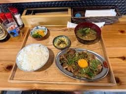 もつ煮と白めし 回向