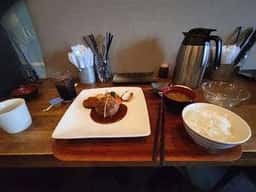 ハンバーグと肉料理のお店 41才の春だから