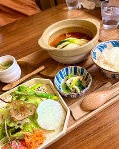 お出汁×ハンバーグ 花びより〜