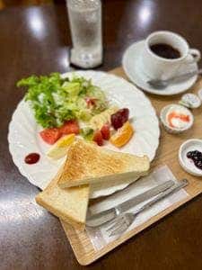 カフェ アカリ