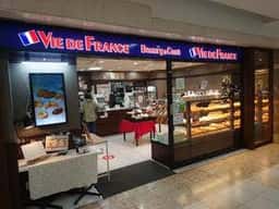 VIE DE FRANCE アピア店