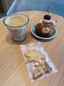COFFEE HERE!