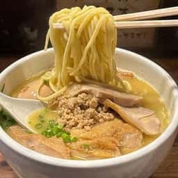 鶏の穴