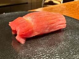 鮨 りかく