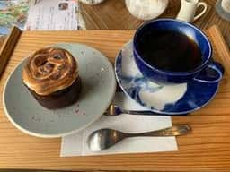 CAFE 眞白