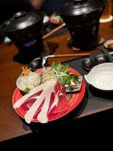 うまつ