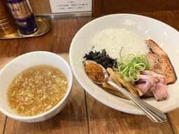 麺楽 軽波氏