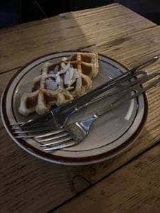 SUNDAY FULLER CAFE