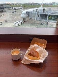 りくろーおじさんの店 大阪伊丹空港店