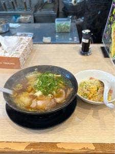 ふうりんラーメン 芦屋店