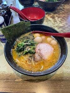 横浜家系らーめん 天王家 寒川総本店
