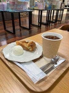 STORY CAFE 有隣堂キュービックプラザ新横浜店