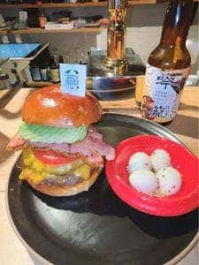 World Burger 新潟駅前店