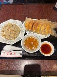 餃子工房 葉牡丹