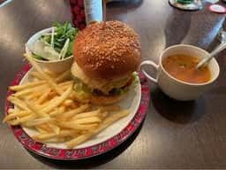 ザ バーガーハーツ