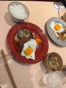 手作りハンバーグ 卵 せんびる店