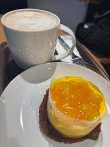 スターバックス コーヒー 新宿サブナード店