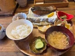 田舎ノ朝食ヤ 森のほとり