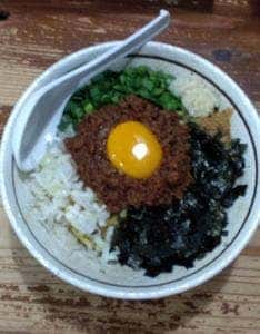 酒 麺 やまの