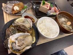 カネマル水産鮮魚店 食菜館くらら