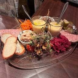 BISTRO AO
