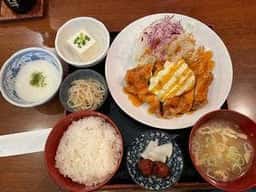 かどい