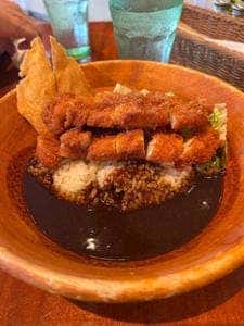 HALENOHEA ハワイアンカフェダイナー