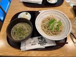 入新井 愛知家