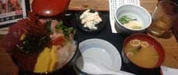 海鮮食堂つなや 海南店