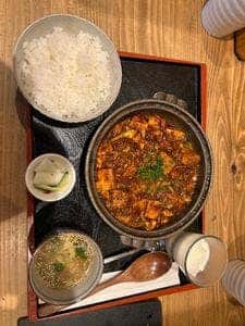 四川料理 日出人