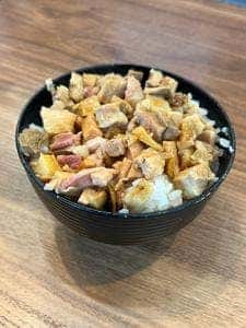 家系ラーメン王道家直伝 との丸家 八千代店
