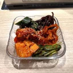 焼肉・ホルモン 踊ル